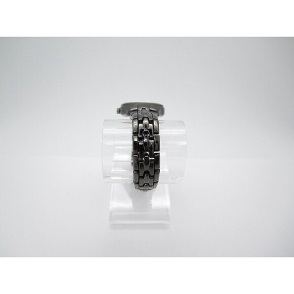 Women's QMAX Quartz WR Analog 27mm Dial Causal Round Watch (E518) - Picture 7 of 12